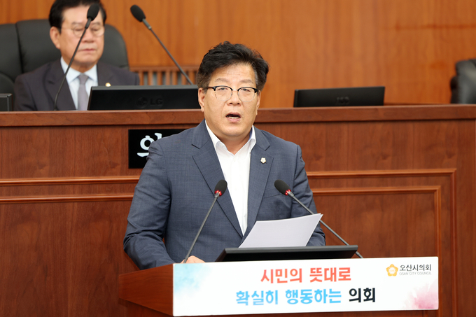 오산시의회(이상복 의장) 전도현 의원(더불어민주당)이 제287회 임시회 제2차 본회의에서 7분 발언을 하고있다. 사진=오산시의회
