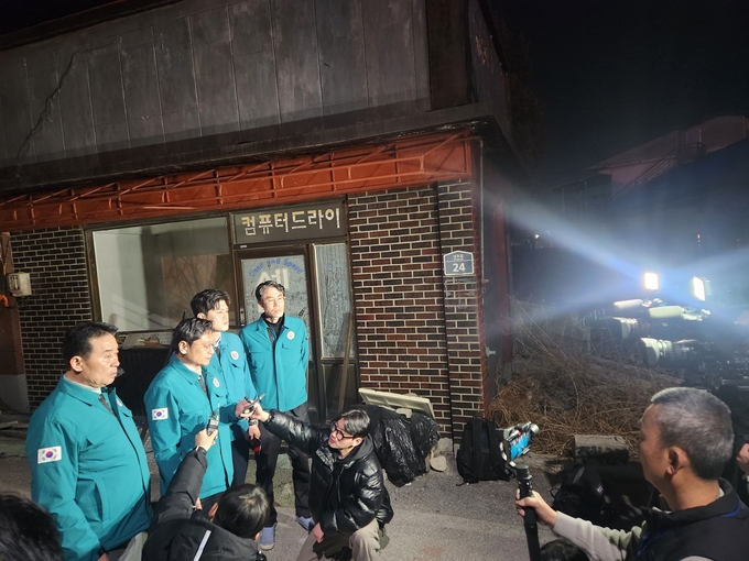 오후석 경기도 행정2부지사는 포천시에서 발생한 군 훈련 중 폭탄 오발 사고에 대해 사고의 수습과 복구를 위해 다양한 지원 계획을 발표했다. 사진=경기도