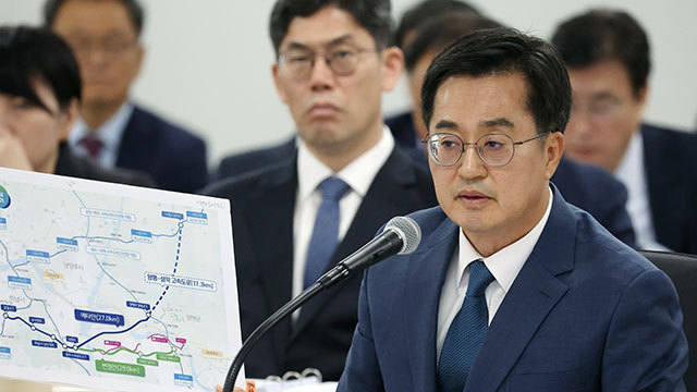 김동연 경기도지사는 최근 발표된 서울~양평 고속도로 관련 국토교통부의 자체감사를 "맹탕감사"라고 비판했다. 사진=경기도청 홈페이지 사진캡쳐
