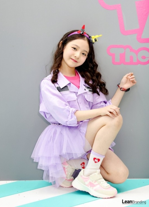 블라인드 | 더라이징스타 뉴스