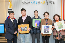 과천시의회, 장애인복지관 작가들과 따뜻한 만남 가져