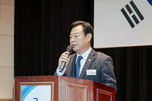 구리시의회 신동화 의장, 온정의 손길을 나누는 온(溫)과 어둠을 밝히는 불을 켜는 온(ON)을 통해 강추위를 함께 이겨내는 출발점 되길