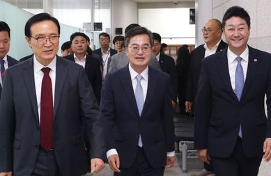 경기도의회 김진경 의장, 김동연 지사-임태희 교육감과 ‘협치’ 결과 살펴 “도·도교육청과 적극 협치하며 노동존중의 의정활동 펼칠 것”