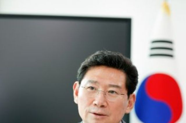 이상일 용인특례시장 구윤철 경제부총리에게 서한 전달, "저금리 정책자금 지원 및 소득세법 시행령 개정 건의"