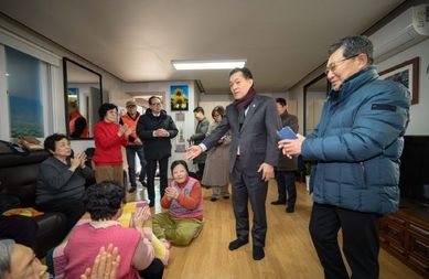 이재준 수원특례시장, 시민 삶의 현장에서 새해 업무 시작