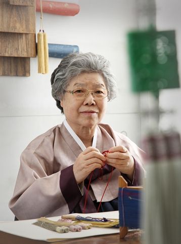 국가무형문화재 제22호 정봉섭(여)