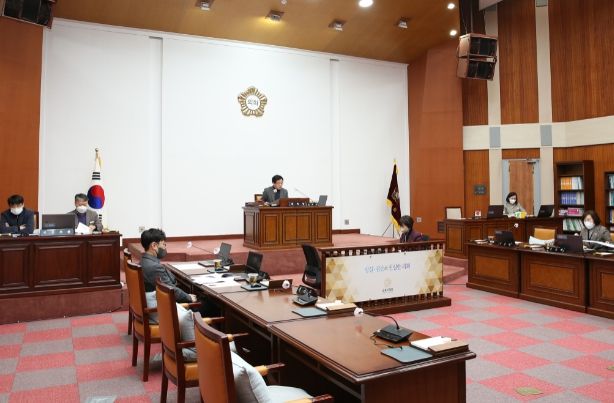 군포시의회 의회운영위원회는 2월 10일 오후, 제1차 회의를 열고 제266회 임시회 의사일정을 협의․결정했다.