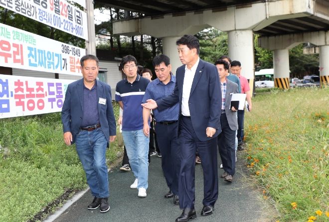 군포시 '찾아가는 이동시장실' 수리동에서 열려