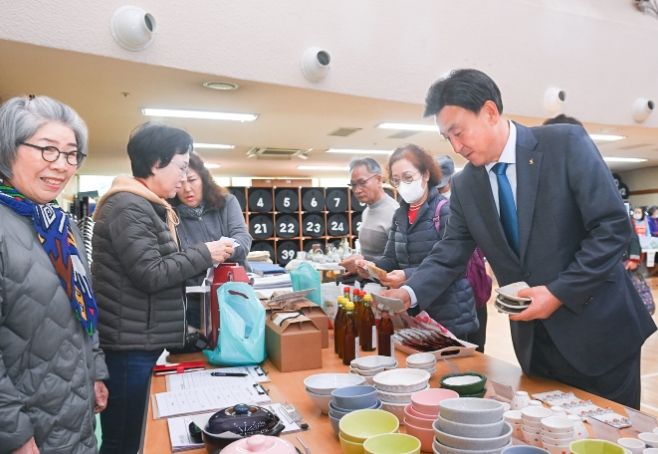 광주시 노인복지관, 2023년 저소득층 노인 지원 기금 마련 바자회 ‘모아장터’ 개최
