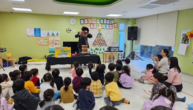 양평군종합자원봉사센터, 찾아가는 마술 공연 선보여