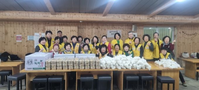 단월면 반딧불 봉사회 음식 나눔