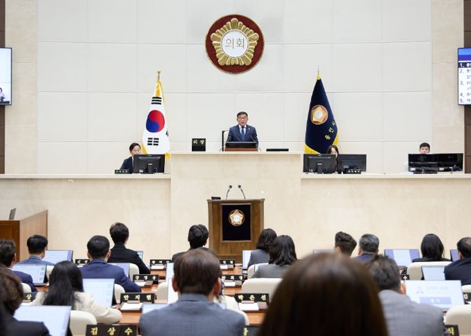 용인특례시의회, 제282회 임시회 제2차 본회의 열어