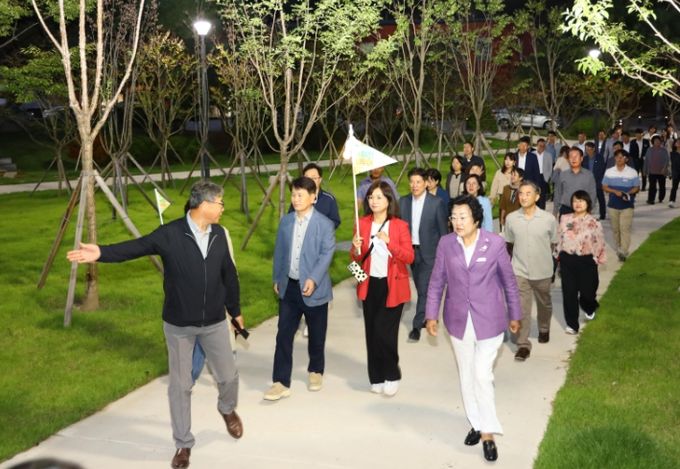 김경희 이천시장, ‘이천의 낮과 밤’ 야간시티투어 참관