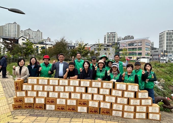 광주시 광남2동 새마을 부녀회, '사랑의 고구마 나눔'