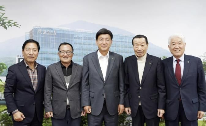 경기도민회장학회, 경기도 광주시와 장학사업 및 도자예술 진흥 협력 방안 논의