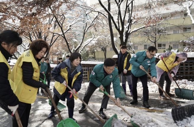 신상진 성남시장, 제설작업 현장 순찰