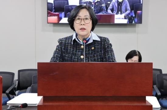경기도의회 서현옥 의원, 전국 첫 발의 '경기도 팹리스 산업 육성 및 지원 조례안' 상임위 통과!