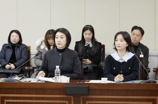 용인특례시의회, 첫 주민청구조례안 용인시 개인형 이동장치 이용 및 안전 증진 조례안 본회의 통과(시민 최은진·손민영 님)