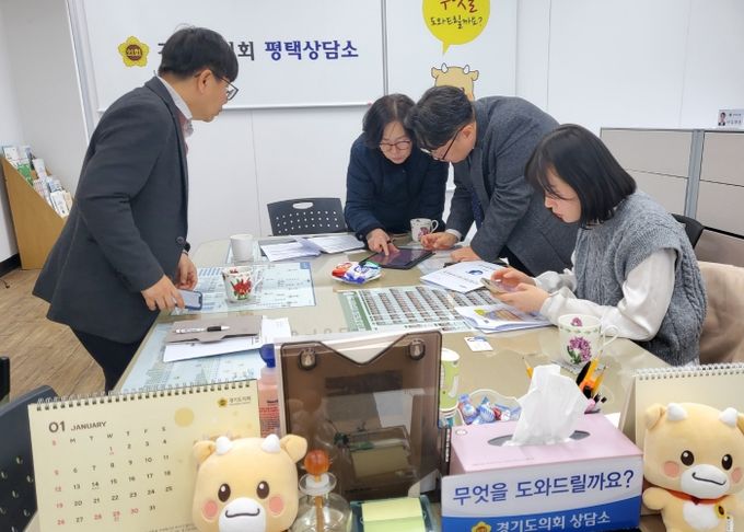 서현옥 경기도의원, 소사벌중 개교 준비 상황 점검