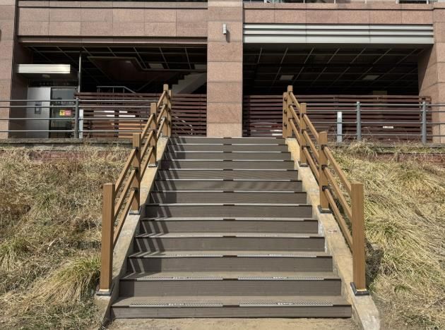 영덕천 목재시설물 정비공사 현장