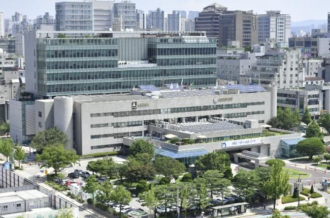 수원시청 전경