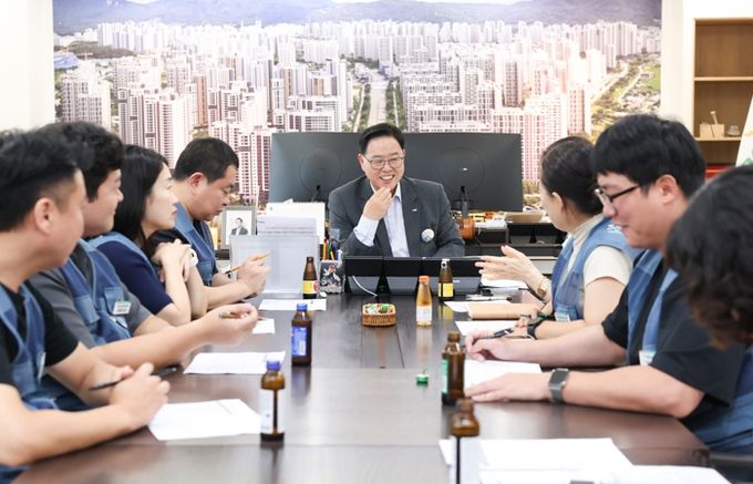 양주시, 공무원노동조합과 정기 간담회 개최…조합원 복지·시정 발전 논의