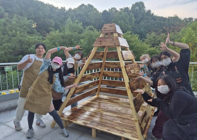 소사청소년센터 청년공예활동가 ‘열매’가 만드는 힐링공간