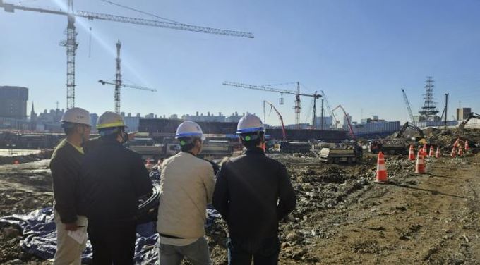 지난 28일 이목동 공동주택 신축 건설공사장을 점검하는 모습