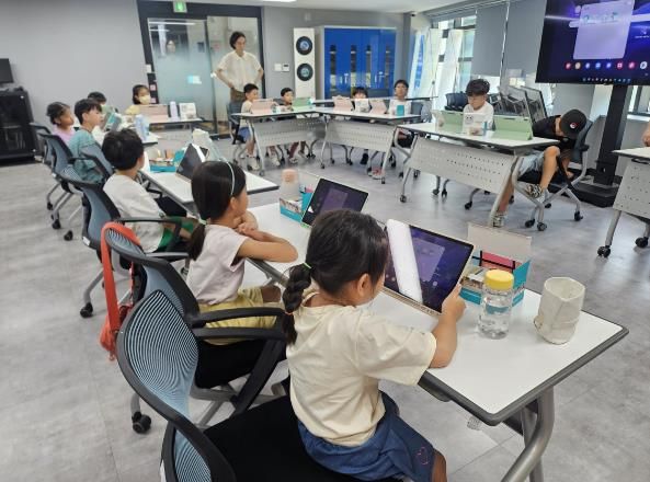 AI 코딩에듀랩 상시프로그램 ‘씽씽 내가 만든 첫 미래자동차’