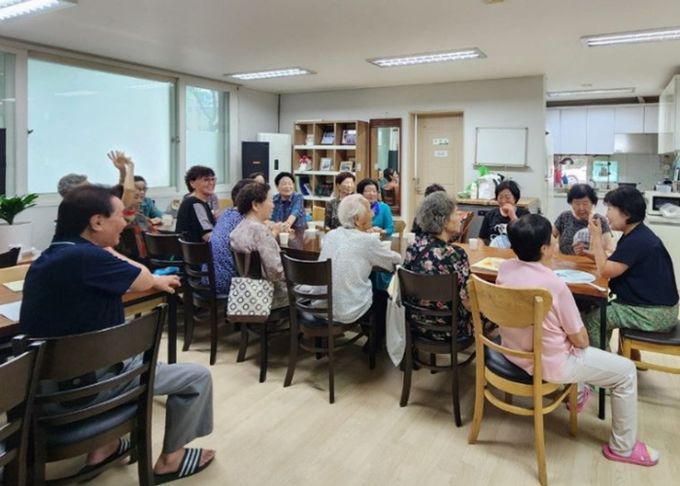 2025년 치매안심마을 프로그램 운영 사진