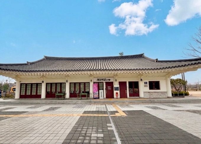 향산작은도서관 전경